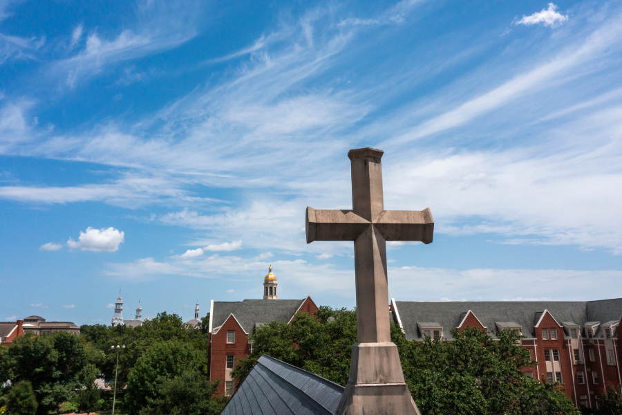 Robin Chapel's Rooftop Cross on Baylor University's Campus